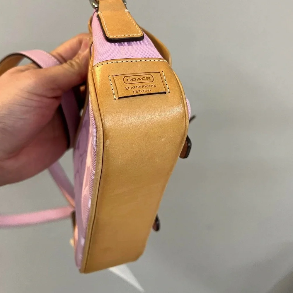 Authentic Vintage Coach Pink Shoulder Bag-Good Used Condition - Picture 6 of 11